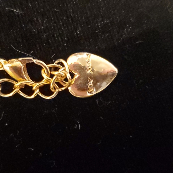 New Betsey Johnson Long Gold Tone Chain Rhinestone Spider Pendant Necklace. - Picture 3 of 11